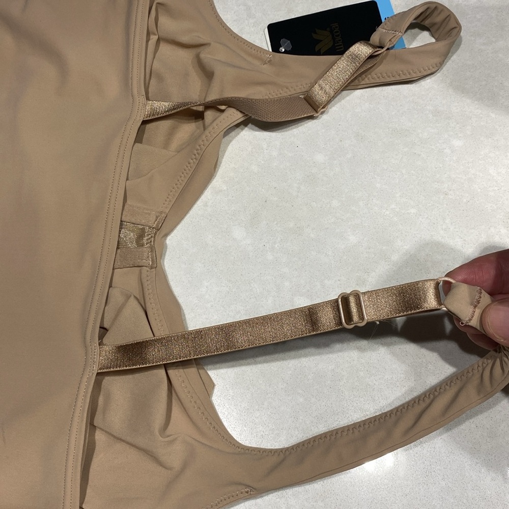 New Wacoal Try a Little Slenderness Bodysuit
801165 with tags Tan/toast 36C⭐️⭐️ - Picture 14 of 17
